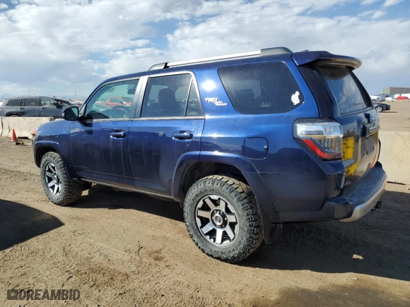 2018 Toyota 4Runner SR5 with VIN JTEBU5JR4J5510584, listed as a Copart auction lot 47474735 with 102,106 mi miles and Salvage Title. Bid and sale history available at carsss.com. Image 2.