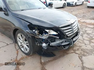 2014 Hyundai Genesis 3.8L z VIN KMHGC4DD2EU260177, wystawiony jako IAAI lot #42092212 z przebiegiem 213 055 mil mil oraz . Historia ofert i sprzedaży dostępna na DreamBid. Obrazek 6.