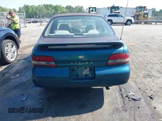 1997 Nissan Altima XE z VIN 1N4BU31D1VC199720, wystawiony jako IAAI lot #42061192 z przebiegiem 312 370 mil mil oraz . Historia ofert i sprzedaży dostępna na DreamBid. Obrazek 16.
