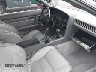 1990 Toyota Supra с VIN JT2MA71M3L0141506, выставлен на аукционе IAAI как лот 42342303 с пробегом 133 391 миль миль и . История ставок и продаж доступна на DreamBid. Изображение 5.