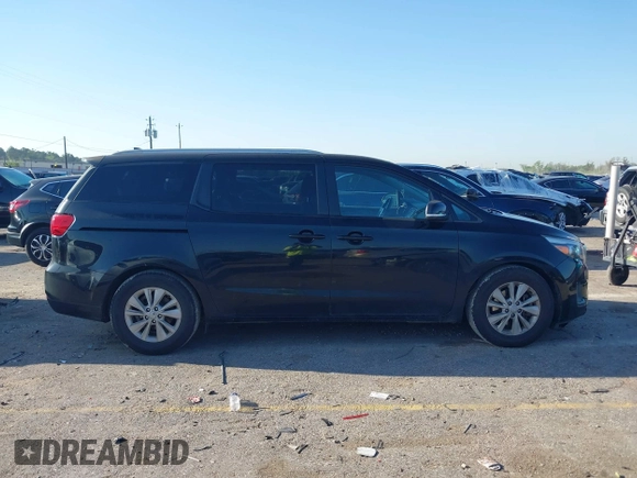 2017 Kia Sedona LX with VIN KNDMB5C19H6242467, listed as a IAAI auction lot 41836591 with 95,403 mi miles. Bid and sale history available at carsss.com. Image 13.