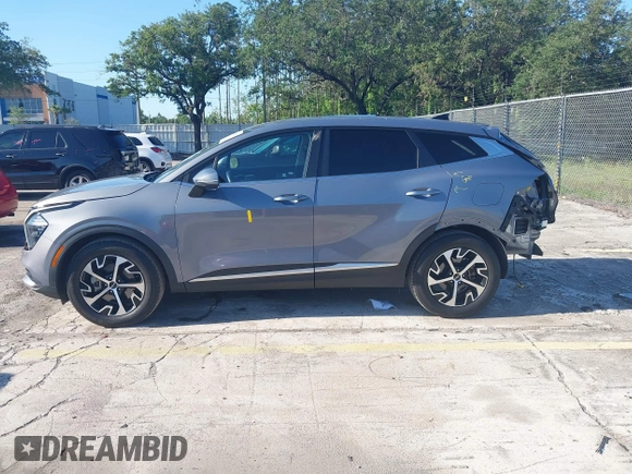 2023 Kia Sportage EX with VIN 5XYK33AF6PG117445, listed as a IAAI auction lot 42252081 with 18,070 mi miles and . Bid and sale history available at DreamBid. Image 14.