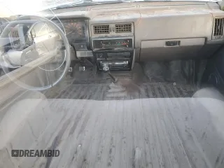 1986 Nissan Hardbody E z VIN JN6ND11S1GW037479, wystawiony jako Copart lot #81775934 z przebiegiem 389 841 mil mil oraz Szkody całkowita. Historia ofert i sprzedaży dostępna na DreamBid. Obrazek 8.
