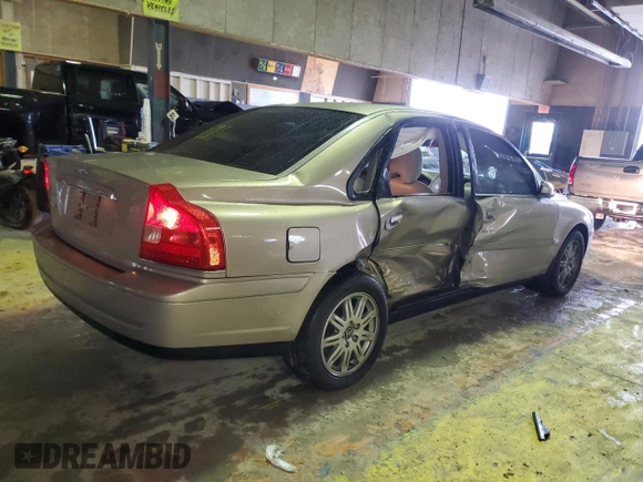 2005 Volvo S80 z VIN YV1TS592851411893, wystawiony jako Copart lot #43352335 z przebiegiem 201 199 mil mil oraz Nie do naprawy • Non repairable. Historia ofert i sprzedaży dostępna na DreamBid. Obrazek 3.