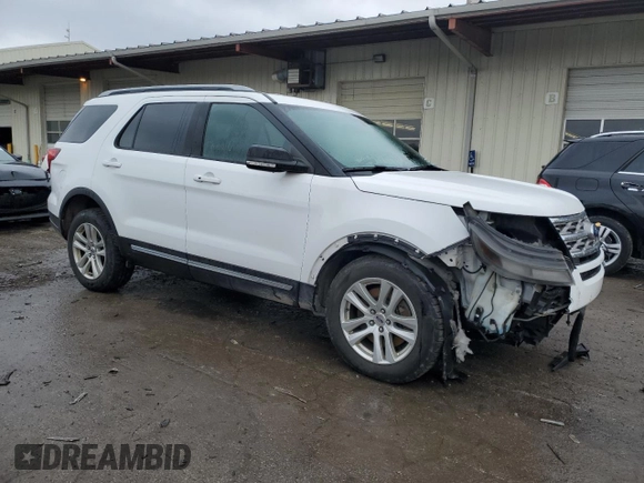 2018 Ford Explorer XLT with VIN 1FM5K8D87JGA78911, listed as a Copart auction lot 44187965 with 125,649 mi miles and Clean Title. Bid and sale history available at DreamBid. Image 4.