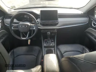 2022 Jeep Compass (RED) Edition с VIN 3C4NJDCB6NT104896, выставлен на аукционе Copart как лот 46656795 с пробегом 56 172 миль миль и Списание • Salvage title. История ставок и продаж доступна на DreamBid. Изображение 8.
