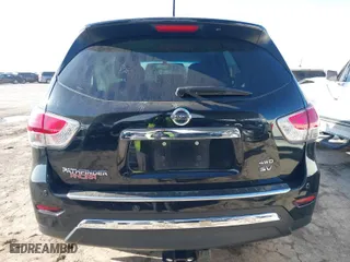 2015 Nissan Pathfinder S with VIN 5N1AR2MM0FC720419, listed as a IAAI auction lot 41580603 with 63,409 mi miles. Bid and sale history available at carsss.com. Image 17.