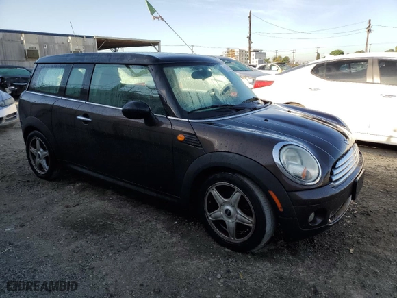2009 MINI Cooper Clubman with VIN WMWML33579TX35276, listed as a Copart auction lot 51290855 with 130,965 mi miles and Clean Title. Bid and sale history available at carsss.com. Image 4.