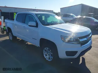2019 Chevrolet Colorado 2WD LT with VIN 1GCGSCEN0K1118013, listed as a IAAI auction lot 41579032 with 87,983 mi miles. Bid and sale history available at carsss.com. Image 1.