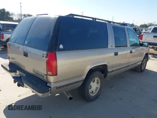 1999 Chevrolet Suburban with VIN 3GNEC16RXXG111175, listed as a IAAI auction lot 41193569 with 276,326 mi miles and . Bid and sale history available at DreamBid. Image 4.