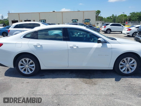 2025 Chevrolet Malibu LT with VIN 1G1ZD5ST8SF131556, listed as a IAAI auction lot 42227624 with 11,982 mi miles and . Bid and sale history available at DreamBid. Image 13.
