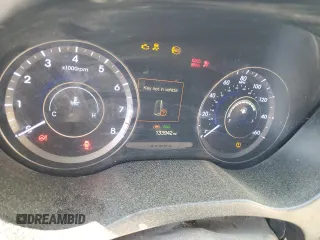 2015 Hyundai Azera Limited z VIN KMHFH4JG1FA433220, wystawiony jako Copart lot #50007845 z przebiegiem 133 942 mil mil oraz Szkoda całkowita • Salvage title. Historia ofert i sprzedaży dostępna na DreamBid. Obrazek 9.