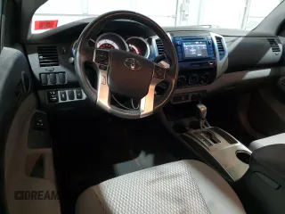 2015 Toyota Tacoma z VIN 5TFUX4EN7FX039029, wystawiony jako Copart lot #55161325 z przebiegiem 27 791 mil mil oraz Szkoda całkowita • Salvage title. Historia ofert i sprzedaży dostępna na DreamBid. Obrazek 8.