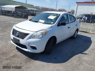 2014 Nissan Versa SV with VIN 3N1CN7AP7EL819927, listed as a IAAI auction lot 41714312 with 1 mi miles. Bid and sale history available at carsss.com. Image 2.