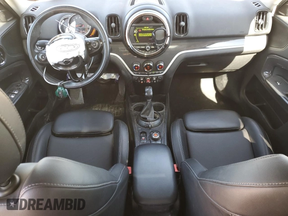 2017 MINI Countryman Cooper S z VIN WMZYT3C35H3D97994, wystawiony jako Copart lot #52289385 z przebiegiem 80 781 mil mil oraz Szkoda całkowita • Salvage title. Historia ofert i sprzedaży dostępna na DreamBid. Obrazek 8.