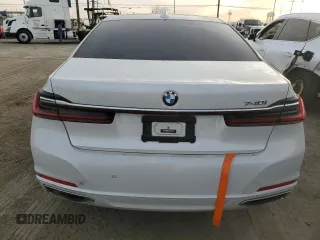 2020 BMW 7 Series 740i with VIN WBA7T2C07LCD01249, listed as a Copart auction lot 89365855 with 38,432 mi miles and Salvage Title. Bid and sale history available at carsss.com. Image 6.