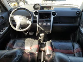 2005 Scion xB z VIN JTLKT324150184653, wystawiony jako Copart lot #51515965 z przebiegiem 290 152 mil mil oraz Szkoda całkowita • Salvage title. Historia ofert i sprzedaży dostępna na DreamBid. Obrazek 8.
