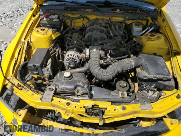 2005 Ford Mustang Deluxe с VIN 1ZVFT80N155198395, выставлен на аукционе Copart как лот 60481775 с пробегом 121 062 миль миль и Списание • Salvage title. История ставок и продаж доступна на DreamBid. Изображение 11.