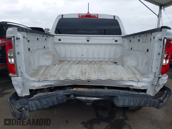2015 GMC Canyon 2WD SLE with VIN 1GTG5BE31F1177142, listed as a IAAI auction lot 42065808 with 117,237 mi miles and . Bid and sale history available at DreamBid. Image 17.