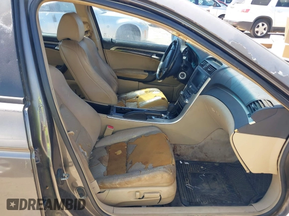 2008 Acura TL with VIN 19UUA66288A036973, listed as a IAAI auction lot 42000664 with 250,990 mi miles. Bid and sale history available at carsss.com. Image 5.