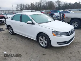 2015 Volkswagen Passat 1.8T SE w/Sunroof & Nav with VIN 1VWBT7A36FC004222, listed as a IAAI auction lot 41491694 with 175,312 mi miles. Bid and sale history available at carsss.com. Image 1.