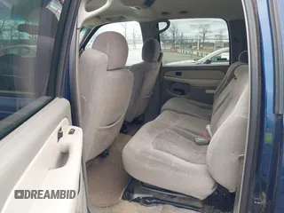 2001 Chevrolet Suburban LT with VIN 3GNFK16T01G274413, listed as a IAAI auction lot 41811161 with 203,947 mi miles. Bid and sale history available at carsss.com. Image 8.