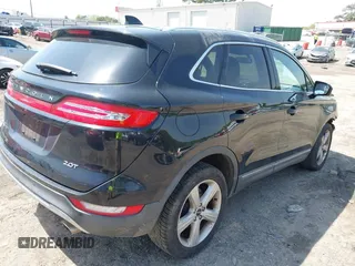 2018 Lincoln MKC Premiere with VIN 5LMCJ1C93JUL00872, listed as a IAAI auction lot 41933337 with 82,493 mi miles and . Bid and sale history available at DreamBid. Image 4.