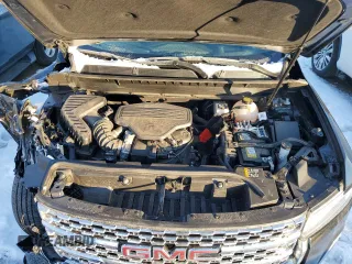 2022 GMC Acadia Denali with VIN 1GKKNXLS5NZ174833, listed as a Copart auction lot 89329985 with 46,675 mi miles and Salvage title. Bid and sale history available at DreamBid. Image 11.