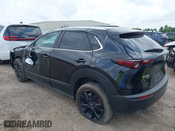 2024 Mazda CX-30 S Select Sport z VIN 3MVDMBBMXRM697784, wystawiony jako IAAI lot #42290201 z przebiegiem 17 040 mil mil oraz . Historia ofert i sprzedaży dostępna na DreamBid. Obrazek 3.