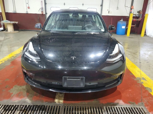 2023 Tesla Model 3 z VIN 5YJ3E1EA4PF451241, wystawiony jako Copart lot #61045835 z przebiegiem 69 738 mil mil oraz Czysty tytuł • Clean title. Historia ofert i sprzedaży dostępna na DreamBid. Obrazek 5.