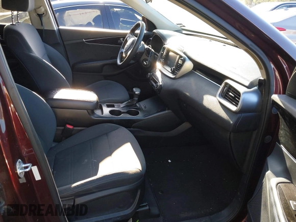 2019 Kia Sorento LX z VIN 5XYPG4A56KG481297, wystawiony jako IAAI lot #41994392 z przebiegiem 147 688 mil mil oraz . Historia ofert i sprzedaży dostępna na DreamBid. Obrazek 5.