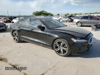 2019 Volvo S60 R-Design with VIN 7JRA22TMXKG014041, listed as a Copart auction lot 48345394 with 42,319 mi miles and Salvage Title. Bid and sale history available at carsss.com. Image 4.
