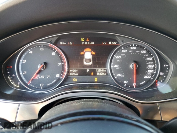 2015 Audi RS 7 Prestige z VIN WUAW2AFC7FN901067, wystawiony jako Copart lot #84822874 z przebiegiem 85 329 mil mil oraz Szkoda całkowita • Salvage title. Historia ofert i sprzedaży dostępna na DreamBid. Obrazek 9.
