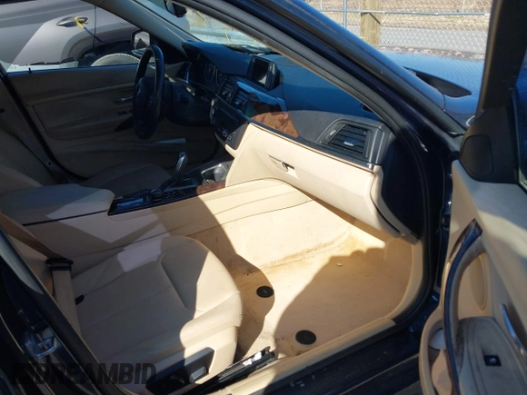 2013 BMW 3 Series 320i with VIN WBA3B1C5XDF461582, listed as a IAAI auction lot 41644855 with 159,363 mi miles. Bid and sale history available at carsss.com. Image 5.