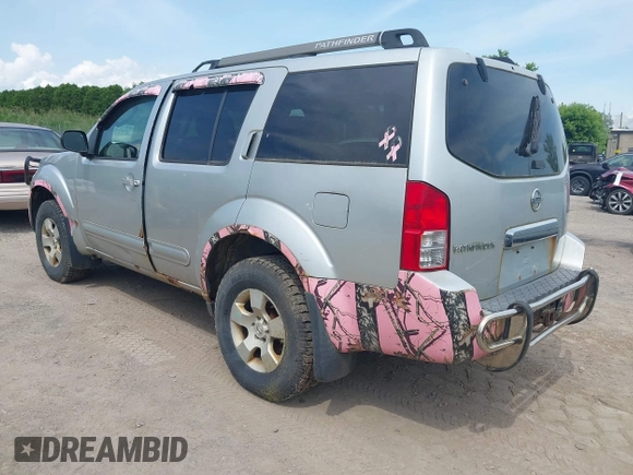 2005 Nissan Pathfinder SE with VIN 5N1AR18W45C779915, listed as a IAAI auction lot 42522452 with 260,904 mi miles and . Bid and sale history available at DreamBid. Image 3.