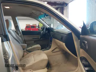 2006 Subaru Forester 2.5 X with VIN JF1SG63686H752925, listed as a IAAI auction lot 41786667 with 233,115 mi miles. Bid and sale history available at carsss.com. Image 5.