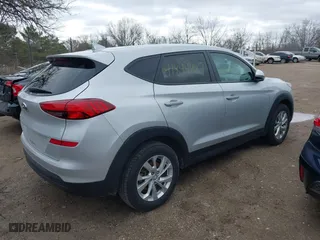 2019 Hyundai Tucson SE with VIN KM8J23A46KU902032, listed as a IAAI auction lot 41844487 with 77,762 mi miles. Bid and sale history available at carsss.com. Image 4.