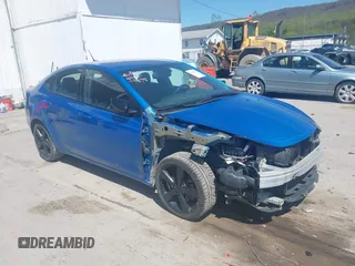 2015 Dodge Dart SXT with VIN 1C3CDFBB4FD422748, listed as a IAAI auction lot 42128777 with 131,520 mi miles and . Bid and sale history available at DreamBid. Image 1.
