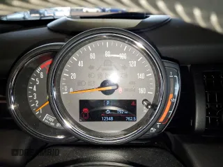 2020 MINI Hardtop 4 Door Cooper S with VIN WMWXU9C06L2M25229, listed as a Copart auction lot 84495064 with 12,348 mi miles and Salvage title. Bid and sale history available at DreamBid. Image 9.