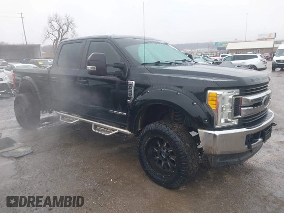 2017 Ford Super Duty F-250 SRW Lariat with VIN 1FT7W2BT4HEC20207, listed as a IAAI auction lot 41358821 with 152,195 mi miles. Bid and sale history available at carsss.com. Image 13.