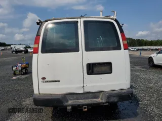 2007 Chevrolet Express Cargo z VIN 1GCHG35U871114506, wystawiony jako Copart lot #72678544 z przebiegiem 272 970 mil mil oraz Szkoda całkowita • Salvage title. Historia ofert i sprzedaży dostępna na DreamBid. Obrazek 6.