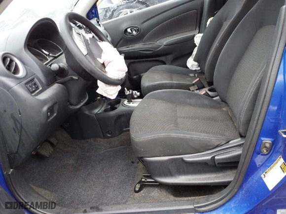 2016 Nissan Versa SV with VIN 3N1CN7AP9GL840460, listed as a IAAI auction lot 41451719 with 1 mi miles. Bid and sale history available at carsss.com. Image 5.
