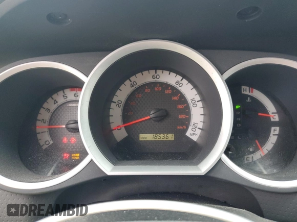 2015 Toyota Tacoma with VIN 3TMLU4EN6FM182144, listed as a Copart auction lot 64000365 with 185,361 mi miles and Clean title. Bid and sale history available at DreamBid. Image 9.