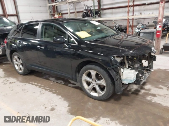2010 Toyota Venza with VIN 4T3ZK3BB2AU025903, listed as a IAAI auction lot 41850784 with 176,930 mi miles. Bid and sale history available at carsss.com. Image 1.