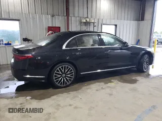 2021 Mercedes-Benz S 580 with VIN W1K6G7GB2MA045758, listed as a Copart auction lot 51275465 with 23,607 mi miles and Salvage Title. Bid and sale history available at DreamBid. Image 3.