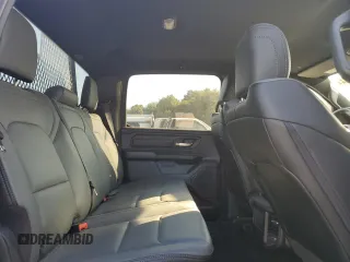 2024 Ram 1500 Tradesman z VIN 1C6SRFNT0RN225627, wystawiony jako Copart lot #69763084 z przebiegiem 4 563 mil mil oraz Szkoda całkowita • Salvage title. Historia ofert i sprzedaży dostępna na DreamBid. Obrazek 10.