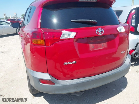 2013 Toyota RAV4 XLE with VIN 2T3WFREV0DW058161, listed as a IAAI auction lot 42106033 with 261,011 mi miles. Bid and sale history available at carsss.com. Image 6.