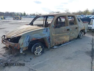 2002 Chevrolet Avalanche z VIN 3GNGK23GX2G224234, wystawiony jako IAAI lot #40877277 z przebiegiem Nie podano mil oraz . Historia ofert i sprzedaży dostępna na DreamBid. Obrazek 2.