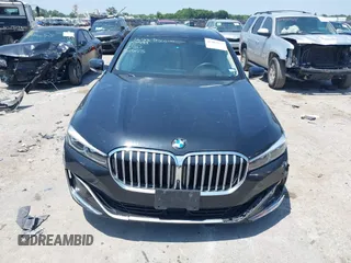 2021 BMW 7 Series 750i xDrive with VIN WBA7U2C05MCF83437, listed as a IAAI auction lot 42403572 with Not provided miles and . Bid and sale history available at DreamBid. Image 13.