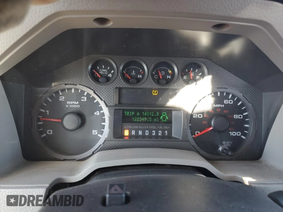 2010 Ford F-250 with VIN 1FTSX2AR4AEA19958, listed as a Copart auction lot 86296244 with 122,349 mi miles and Clean title. Bid and sale history available at DreamBid. Image 9.